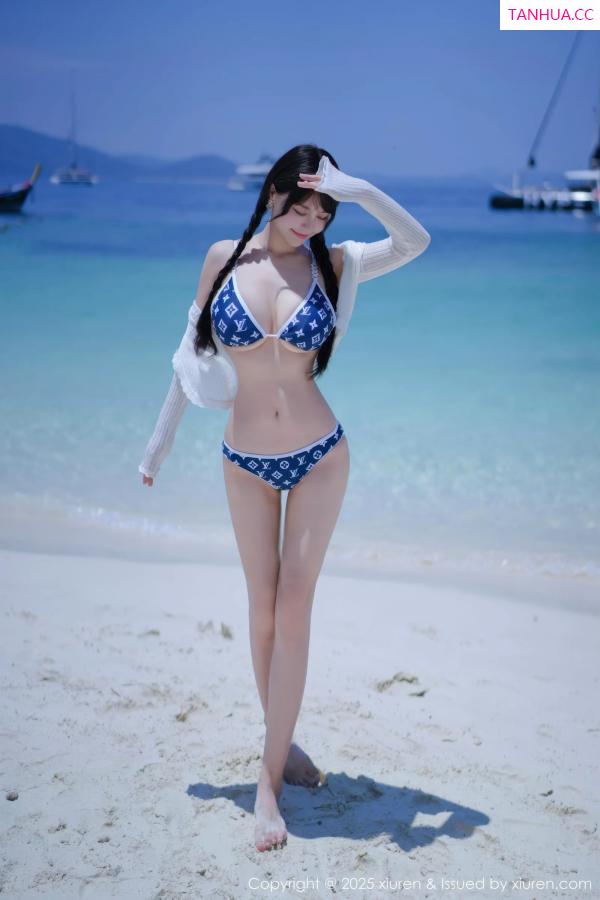   [XiuRen]高清写真图 2025.08.28 No.10699 心上可Flora 蓝色尾巴第9张图片